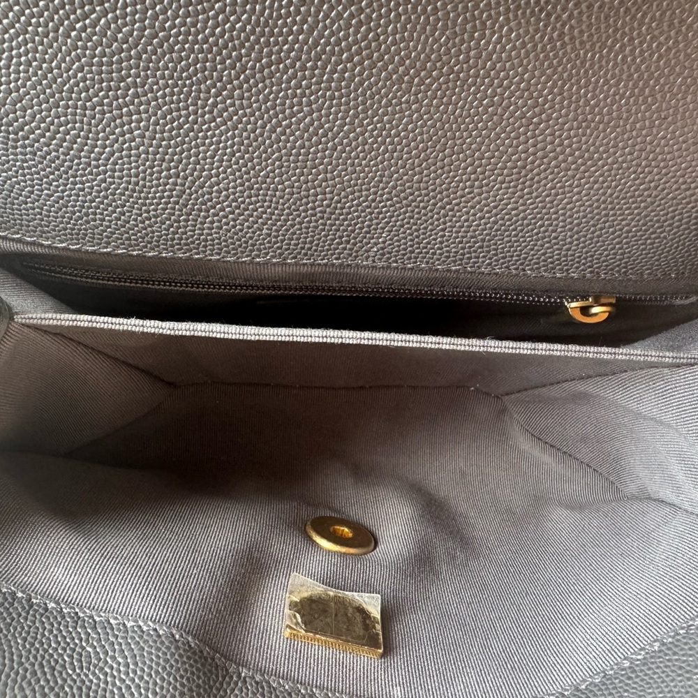 CHANEL Shoulder Bag leather Grained calfskin Gray - Picture 10 of 16